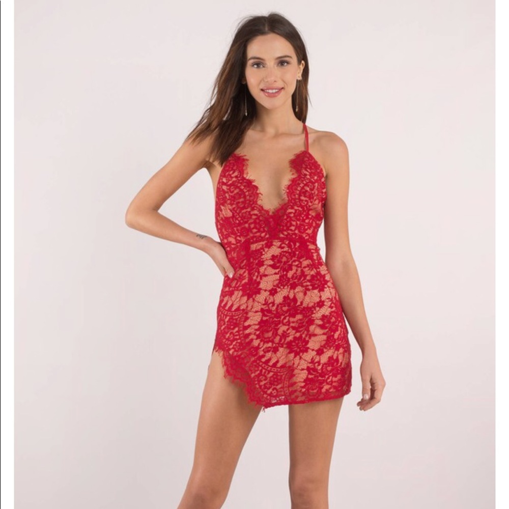 Red lace bodycon dress